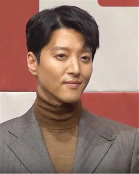 Lee Dong Gun