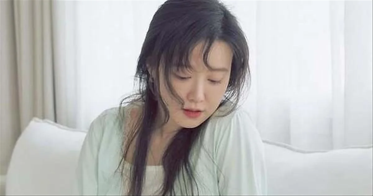 Gu Hye-seon đối mặt tranh cãi giá lô cuốn tóc: "Tất cả đều là thủ công"