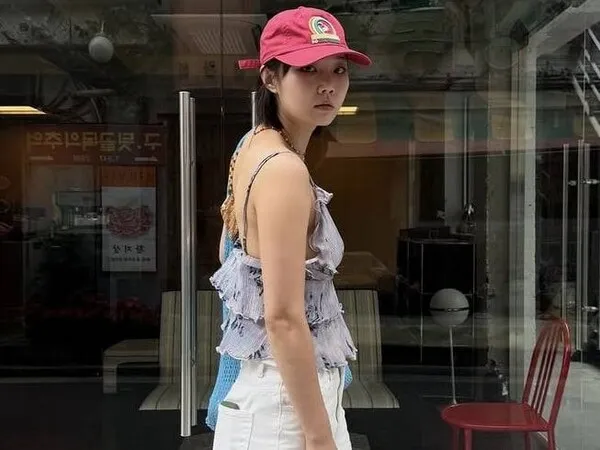 Con gái Lee Kyung-sil, diễn viên Son Su-ah, khoe phong cách thời trang khác biệt hoàn toàn so với vẻ ngoài mặc đồ ngủ trước đây