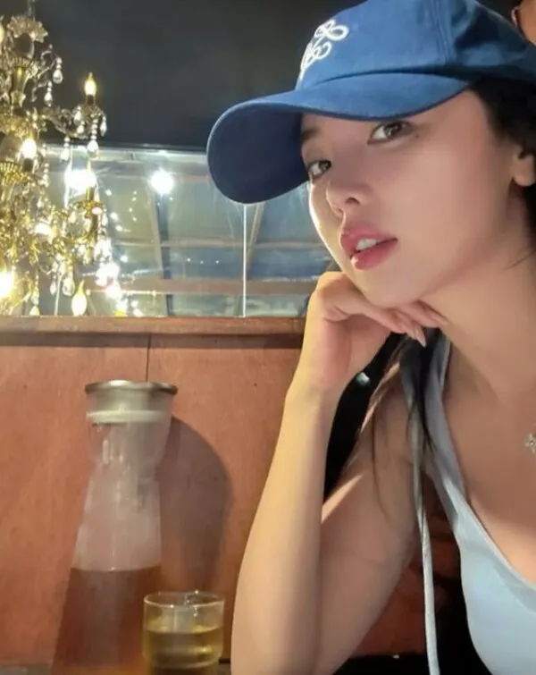 Hong Jin-young phủ nhận tin đồn mang thai sau khi lộ vòng eo thon gọn - Khẳng định nhờ quản lý bản thân nghiêm ngặt