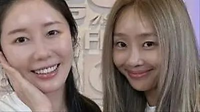 Hyorin gây sốt với vẻ đẹp mặt mộc thanh thuần đầy cuốn hút