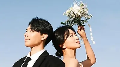 'My Royal Nemesis' Star Baek Eun-hye to Marry Musical Actor Lee Jun-woo, 10 Years Her Jun…