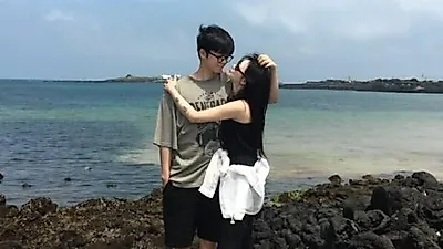 キム・グラの息子グリ、恋人と済州島旅行で「結婚の約束」を明かす