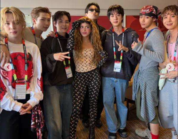 Hiệu ứng từ màn trình diễn halftime tại chung kết World Cup: 'Dynamite' của BTS bùng nổ trở lại - Shakira