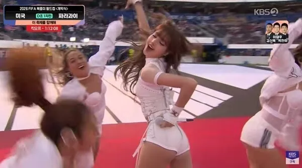 Lisa BLACKPINK gây ấn tượng với màn trình diễn rực rỡ tại lễ khai mạc World Cup