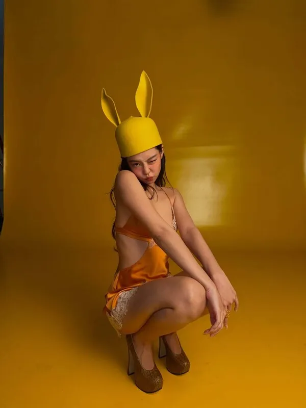 Jennie's Bold Photoshoot: A Playful Mix of 'Seriousness and Humor'