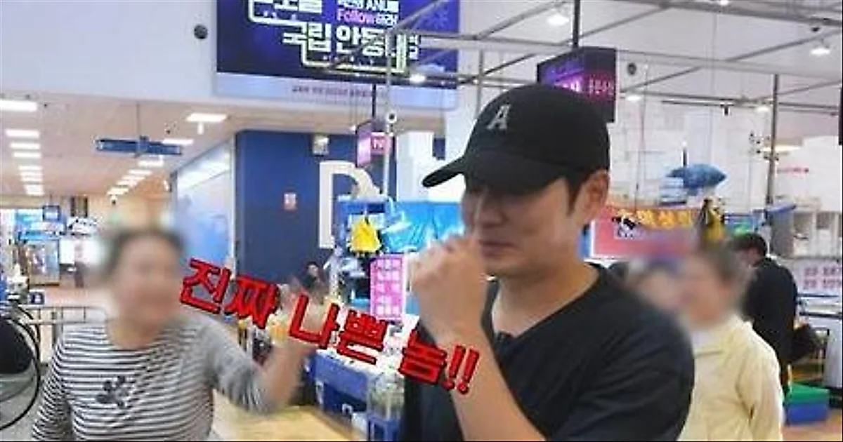 Joo Sang-wook called 'the best bad guy' by merchants over 'Agent Kim Reactivated' role