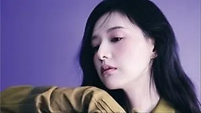 金智媛时隔两年回归，携手李姃垠拍摄双人画报