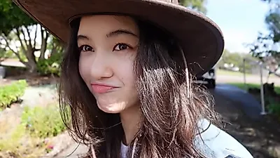 Danielle NewJeans bùng nổ trên YouTube dù đang vướng kiện tụng