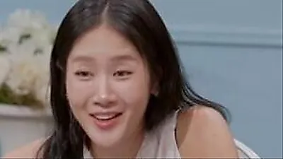 Kim Hee Chul đùa Sistar là nhóm nhạc nữ hay cãi vã nhất, Soyou phản pháo hài hước