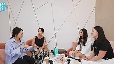 Ca sĩ Navi lo lắng về sự thay đổi ham muốn sau khi sinh con thứ hai
