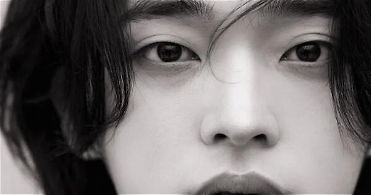Ok Jin-wook, vai hoc sinh dau gau trong 'True Lessons', ky hop dong doc quyen voi cong ty…