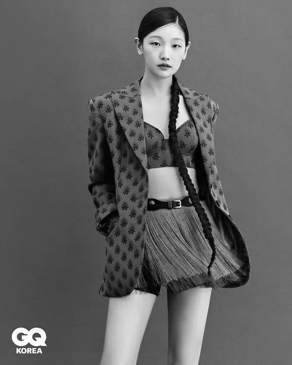 Park So-dam: "100% Energy That Makes Me Look Forward to Tomorrow"