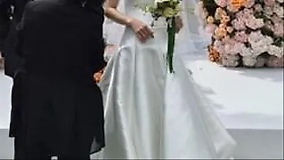 離婚専門弁護士のヤン・ナレ、結婚式を公開「人生で最も幸せな日」