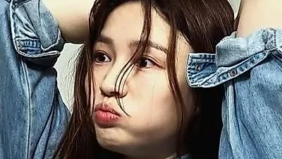 Jin Ah Reum, vợ Namgung Min, vẫn chuyên nghiệp dù đang mang thai