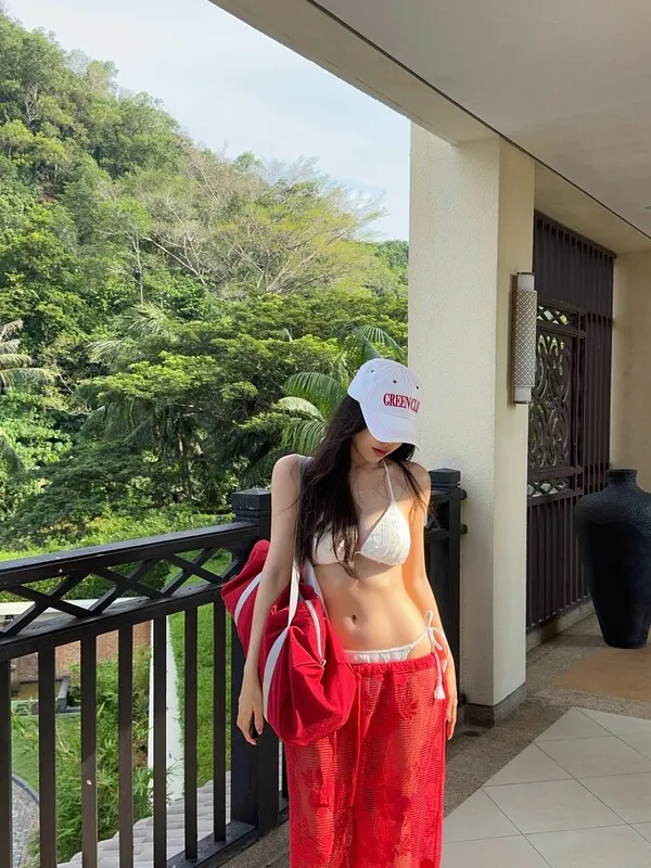 Lee Sol, Changing Her Lifestyle After Battling Female Cancer: 'Just a Bikini'
