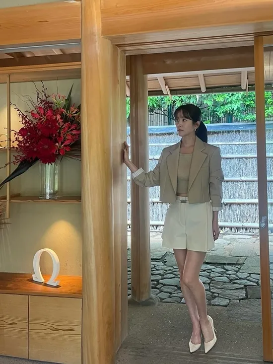 Han Ji-min hóa thân thành người vợ trong cuộc hôn nhân rạn nứt tại phim 'Typhoon'