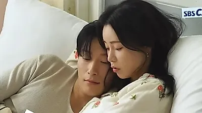 ホ・ナムジュン「痛いよぉ、チュッてして」イム・ジヨンとのリアルキスシーンにイ・ドヒョンへの心配の声