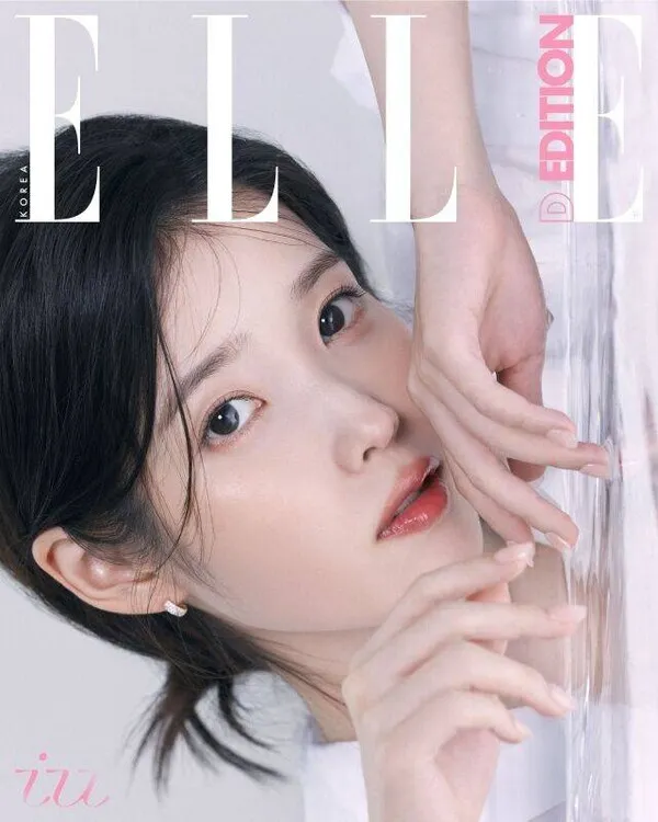 IU và Lee Jong-suk: Sau một ngày dài đầy biến động giữa tin đồn chia tay và bệnh tật, cô nàng đã trở lại với bộ ảnh rạng rỡ