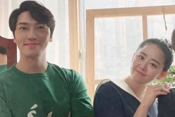Moon Geun-young shares blissful post-marriage life: 'It feels like autumn is coming'