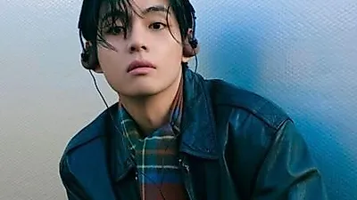 V (BTS) gây xúc động với nhân cách tuyệt vời khi đang tại ngũ