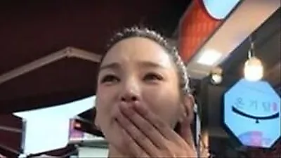 Jeong Ga Eun nearly left without paying for tteokbokki