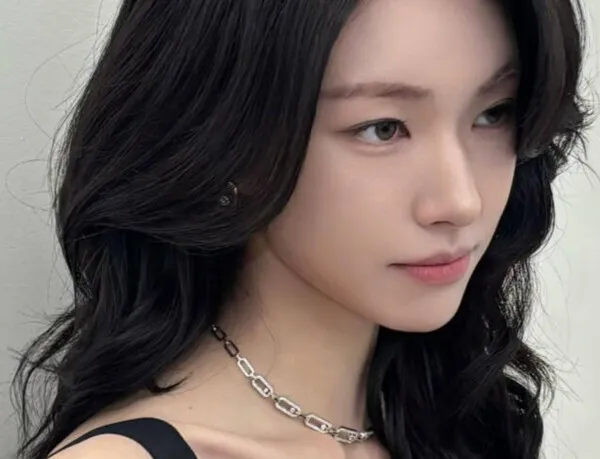 Was Actress Ha-young's Great-Grandfather a Wealthy Landowner Turned Patriot? The Controversy Surrounding Ahn Sang-ho