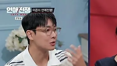 Lee Hyori: "Lee Sang Soon says it feels like living with a different woman every day"