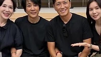 Iconic celebrity couples Choi Soo-jong & Ha Hee-ra and Jin Tae-hyun & Park Si-eun meet