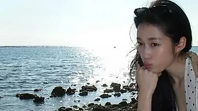 Roh Yoon-seo stuns in Hawaii with bold new look, captured by Leejung Lee
