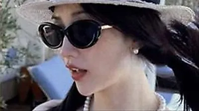 Park Ha-sun stuns in head-to-toe Chanel vacation look