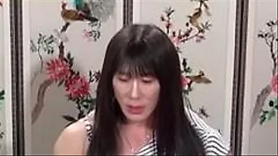 解離性同一性障害の女性が告白「胸の手術を断念、ありのままの姿で生きる」