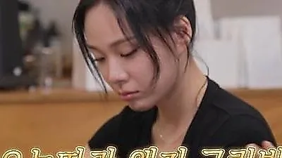 金亨瑞坦露古铜色皮肤真相：“不是去晒黑，只是懒得涂防晒霜”