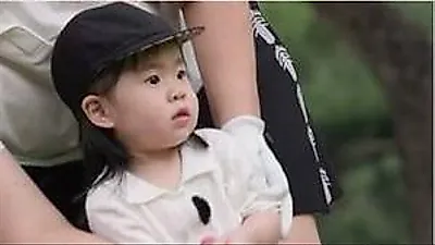Golf Queen Inbee Park's daughter shows striking resemblance