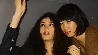 Kim Hye-soo Shares Her 30-Year Bond with Makeup Director Song Jong-hee