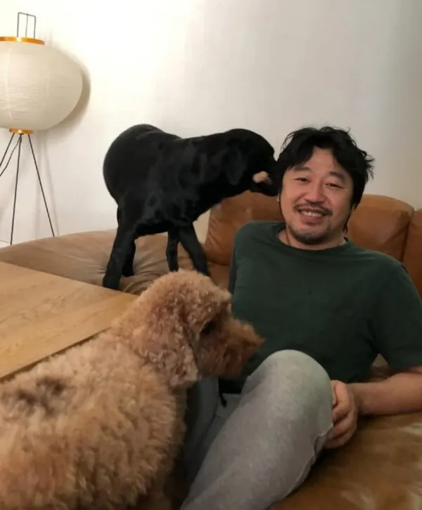 デザイナーのパク・シヨン、NewJeansの4人組コンテンツを酷評「歌謡トップテンの感性だ」