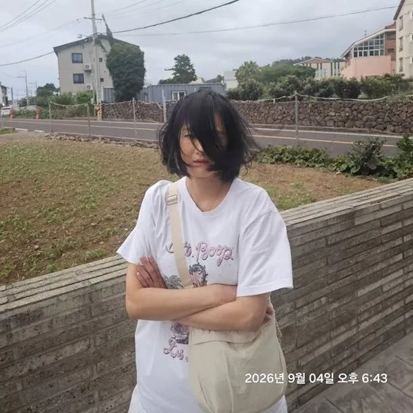 Lee Hee-jin's Unexpected Humiliation in Jeju: 'Please Stop the Wind'