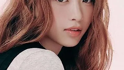 RESCENE gây mê hoặc với concept tiệc trà ngọt ngào như hương nước hoa Lanvin
