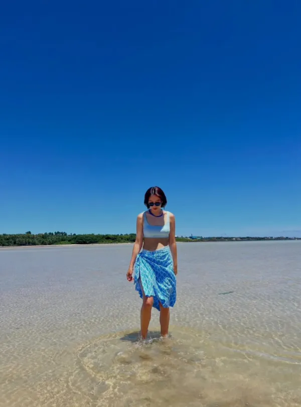 イ・ドンゴン元妻のチョ・ユンヒ、済州島の海で見つけた「自分だけの平穏」