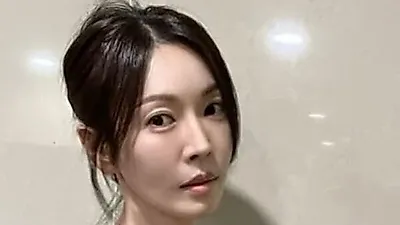 与李尚禹结婚10年，金素妍素颜照曝光尽显冻龄美貌