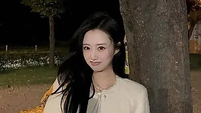 Lee Sang Ah 之女 Yoon Seo Jin 近况照曝光，惊人基因宛如母亲年轻时代