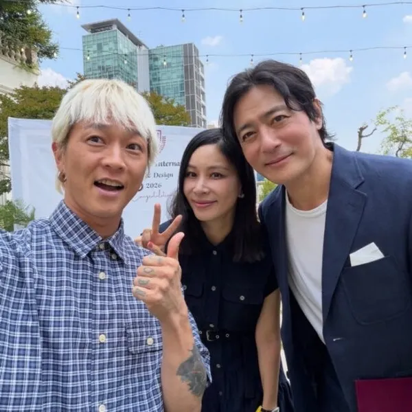 Jang Dong-gun and Ko So-young Attend International School Graduation