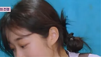 Roh Yoon-seo tỏa sáng là 'em út vàng' trong show thực tế đầu tiên