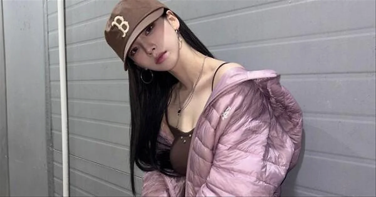 aespa KARINA发布秋日画报，尽显清冷高级感