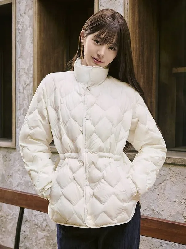Jang Won-young của IVE gây sốt với bộ ảnh outdoor khơi dậy niềm đam mê leo núi