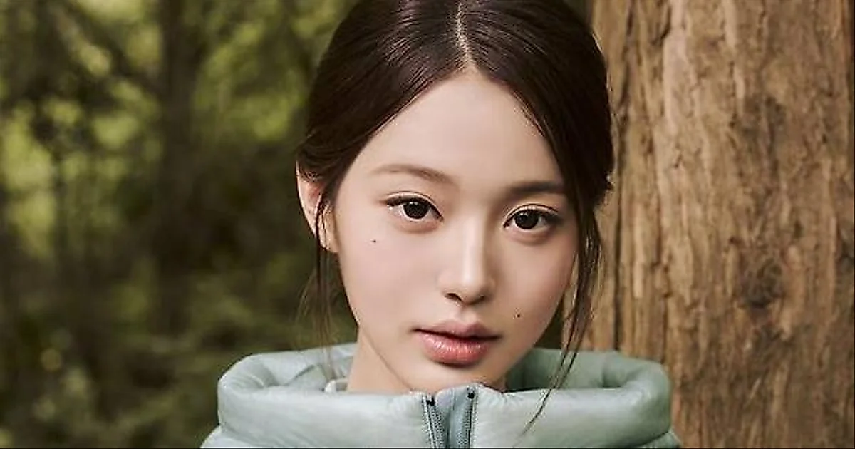 IVE's Jang Won-young inspires hiking enthusiasts in new outdoor shoot