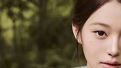 IVE's Jang Won-young inspires hiking enthusiasts in new outdoor shoot