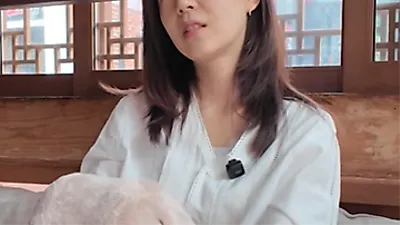 Baek Jin-hee tiêu tán tiền cát-xê vào tiền bồi thường hợp đồng và mắc chứng rối loạn hoản…