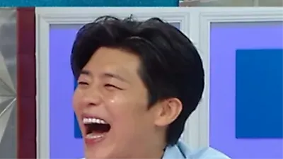 Trot singer Park Ji-hyun reveals past as 'Mokpo Knife Master'