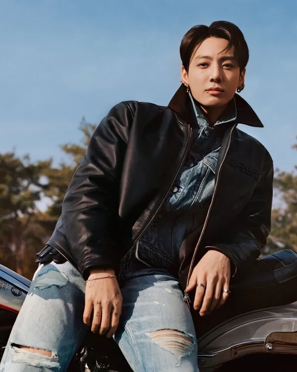 Jungkook of BTS triggers global sell-outs for '2026 CKJK'